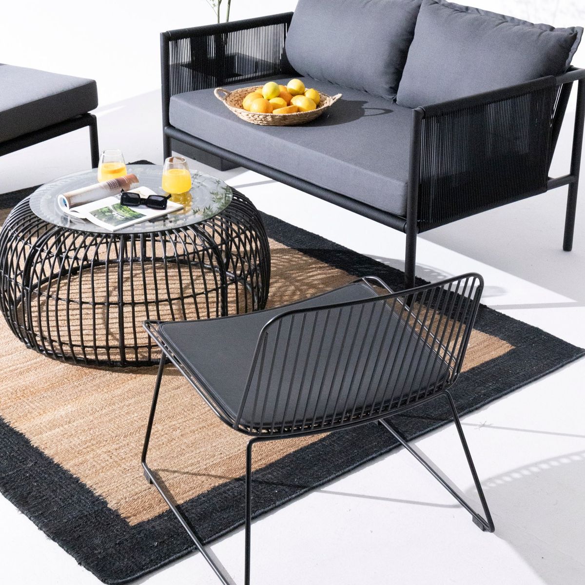 FORM DESIGN - Silla metalica Isabella W Negro Form
