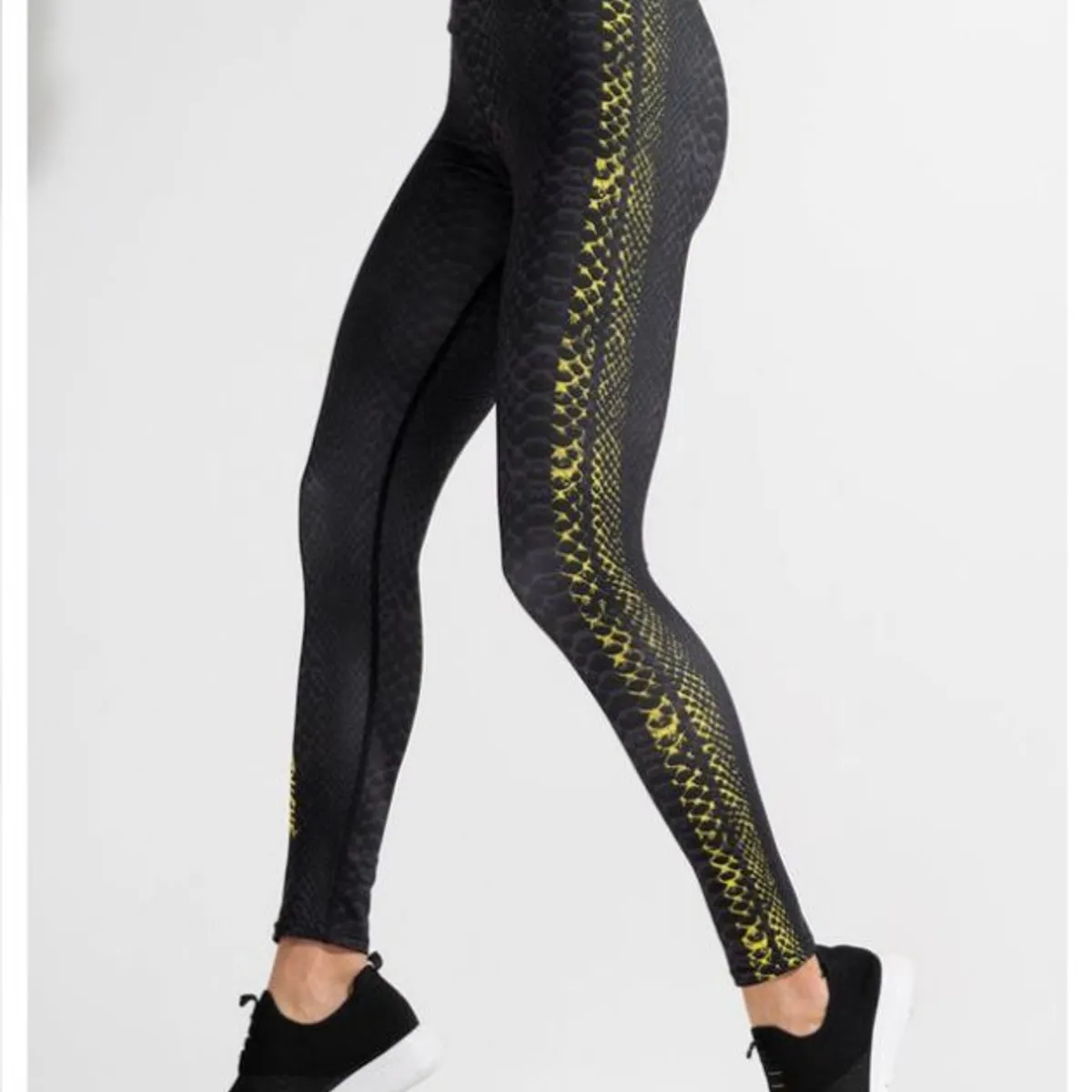 TOUCHE - Calza deportiva animal print culebra-slim fit-comoda-fit y fashion