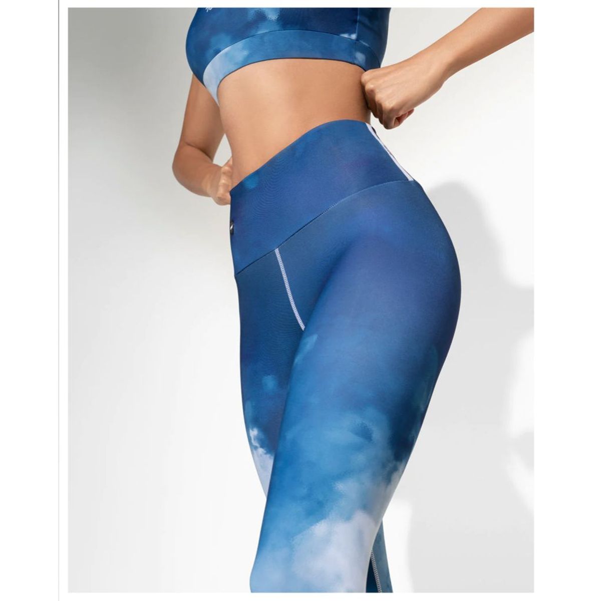 TOUCHE - Peto deportivo cielo - compresion y soporte - fit y fashion