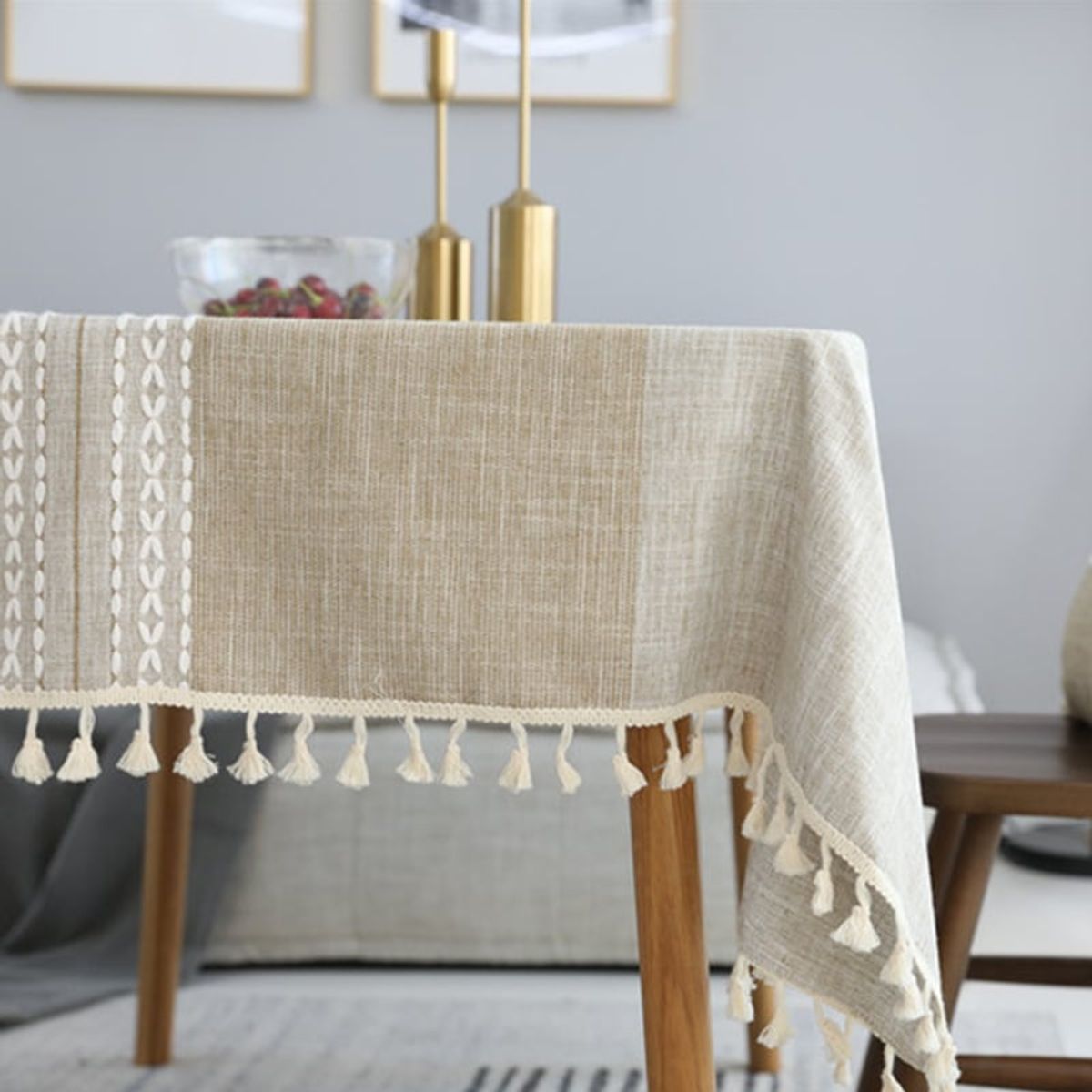 BOHEMIK - Mantel Rectangular Largo Café Claro Con Bordados Blancos Centrales