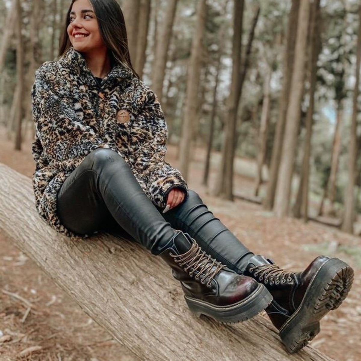 KAZU CAJON DEL MAIPO SPA - Middle Corderito Kazu Wild Print Oversize