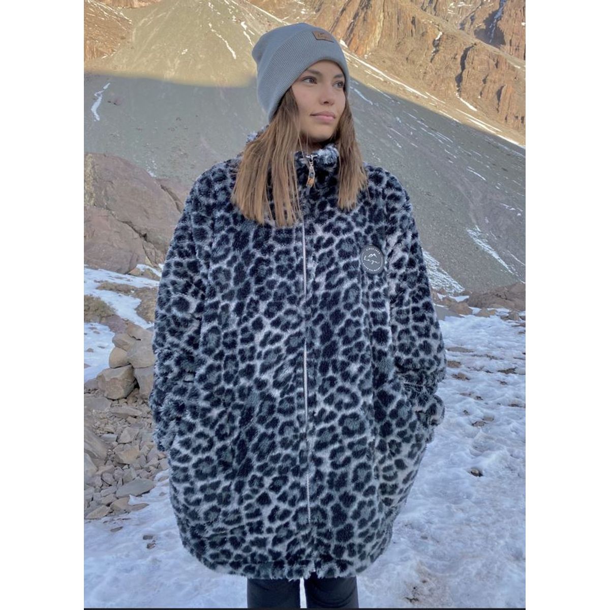 KAZU CAJON DEL MAIPO SPA - Middle Corderito Kazu Portare Oversize