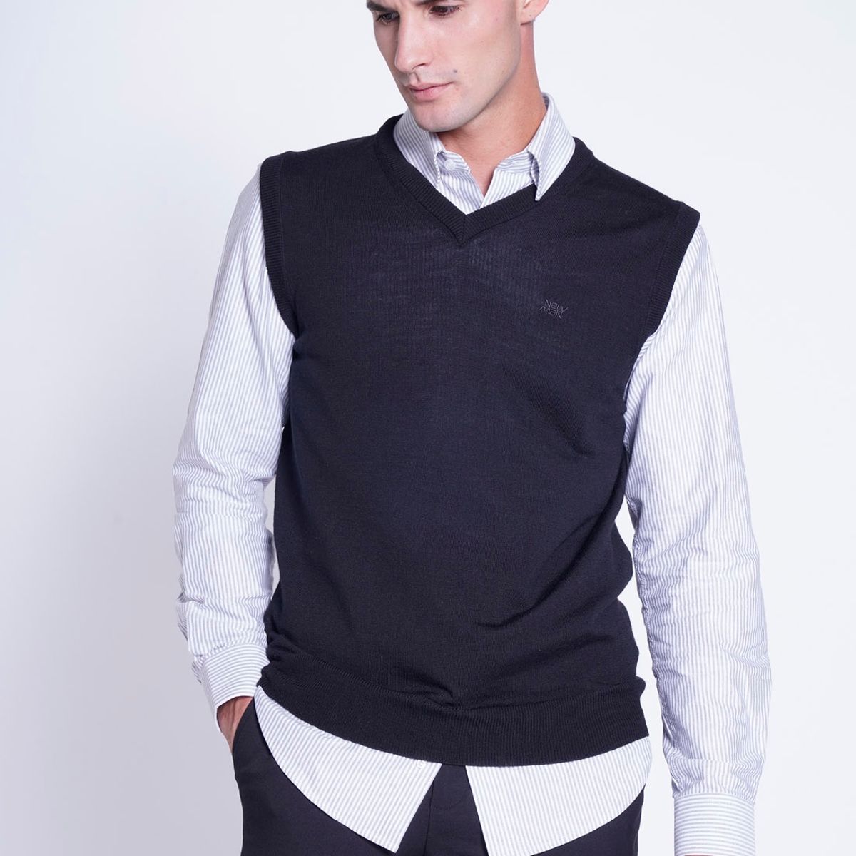 NEW MAN - Chaleco Donal Negro New Man
