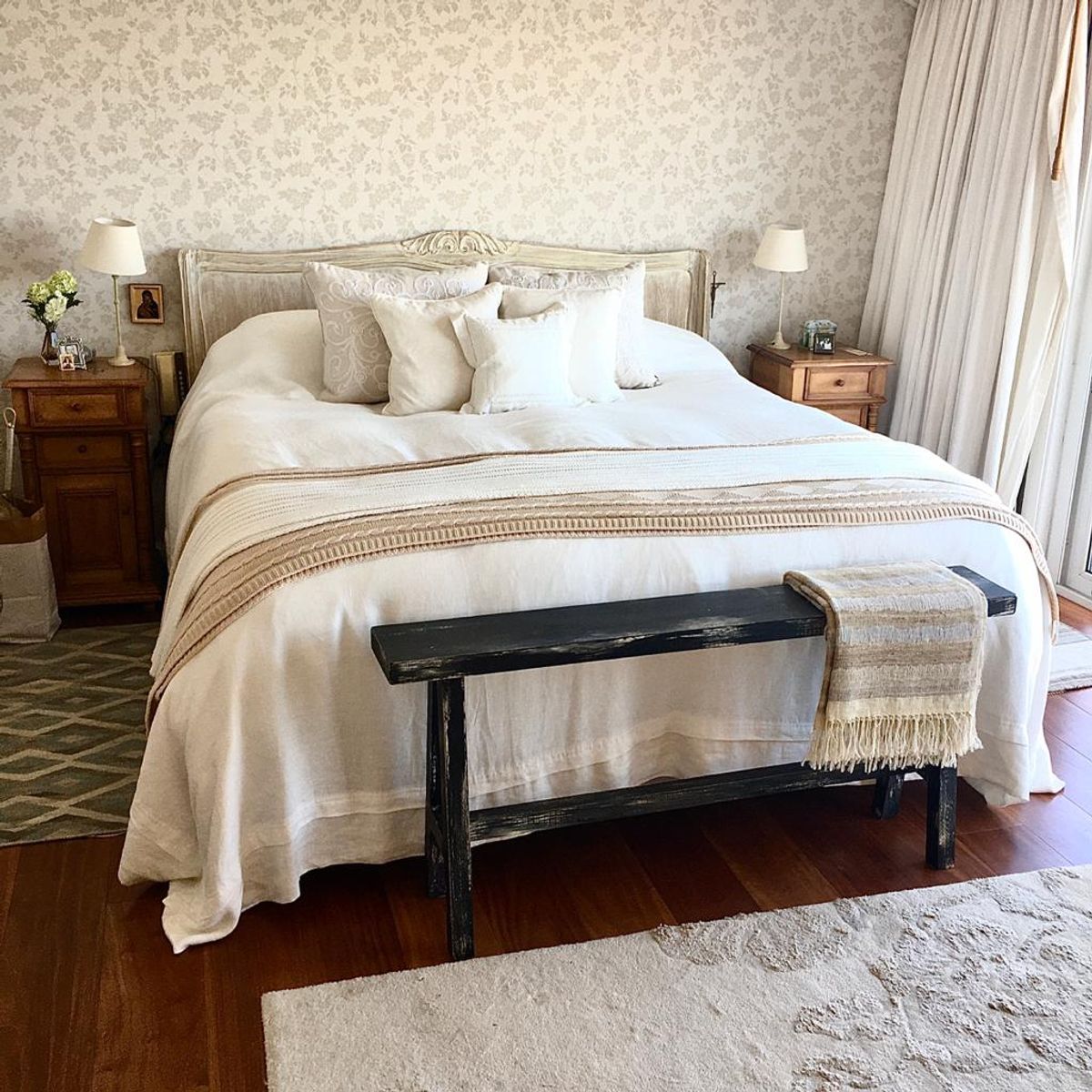 M&D MADERA & DECO - Banqueta Quito Ideal para pie de cama o para sentarse