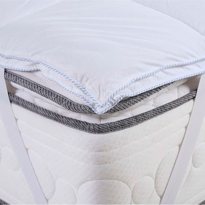 Imagen 2 del producto Topper Microfibra Hipoalérgenico 2 Plazas 150x200 cm