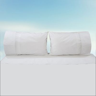 Imagen 2 del producto Juego De Sabanas SuperKing Broderie Clasico Blanco 200 Hilos