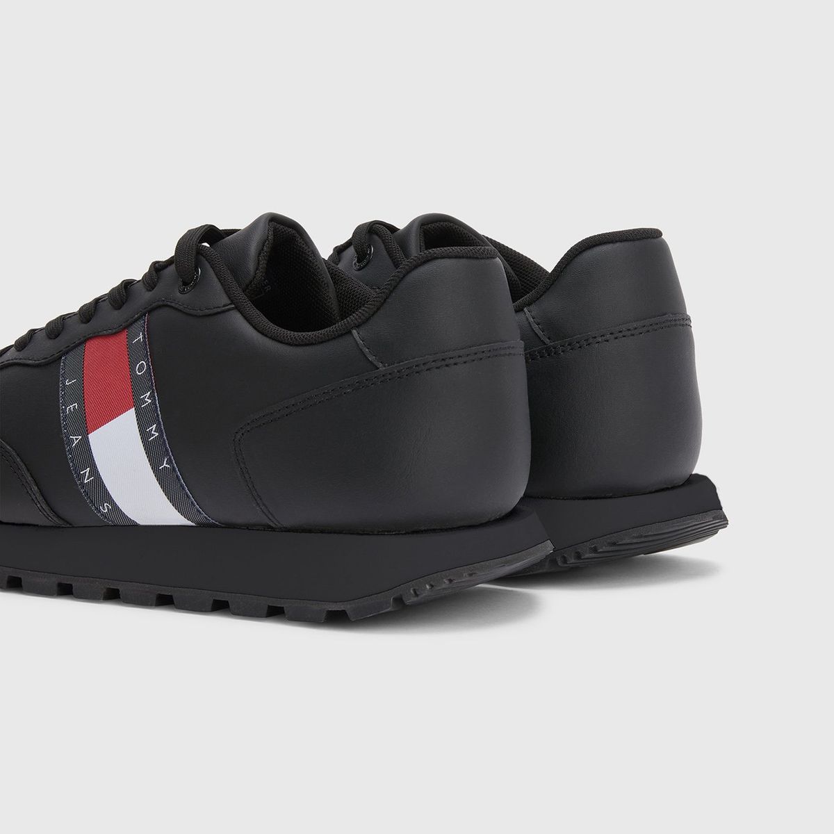 TOMMY HILFIGER - Zapatillas Retro Runner  Negro Tommy Hilfiger