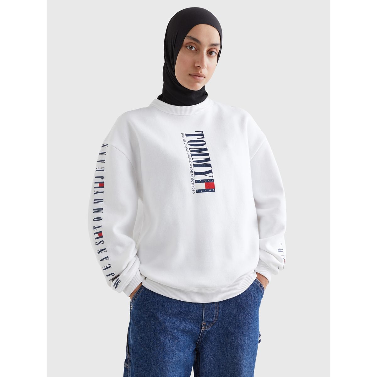 TOMMY HILFIGER - Polerón Relaxed Logo Archive Blanco Tommy Jeans