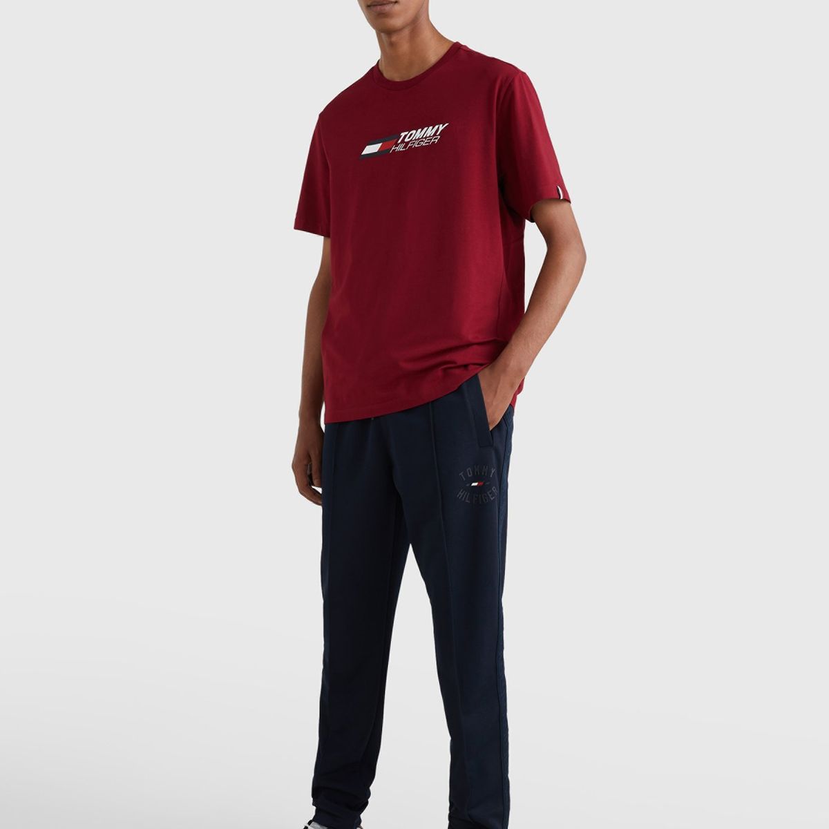 TOMMY HILFIGER - Polera Sport Essential Con Logo Burdeos Tommy Hilfiger