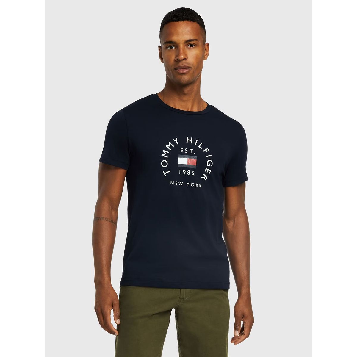 TOMMY HILFIGER - Polera Text Bar Logo Azul Tommy Hilfiger