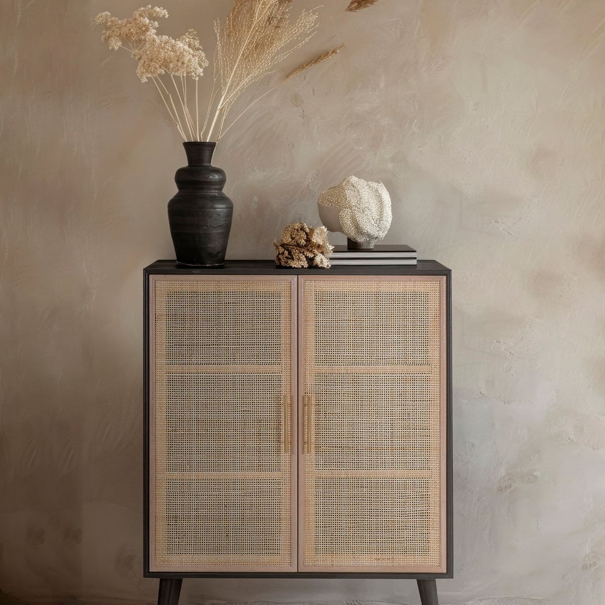 FORM DESIGN - Arrimo Alto June Negro Form