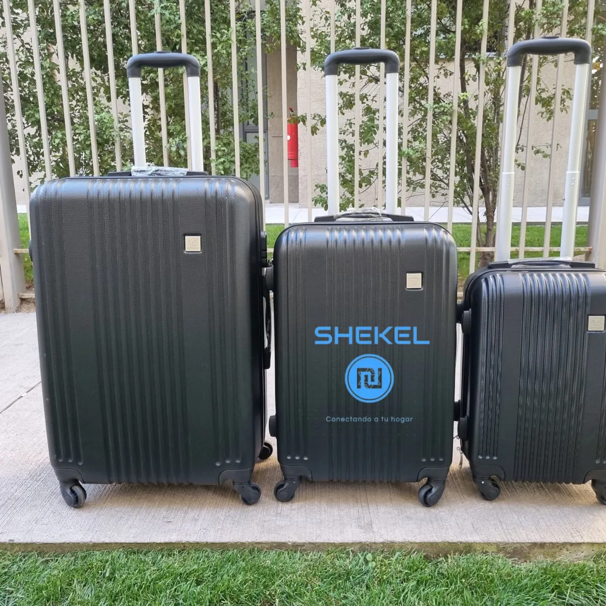 GENERICO - Set 3 Maletas Rigidas Ruedas 360 Negra 26