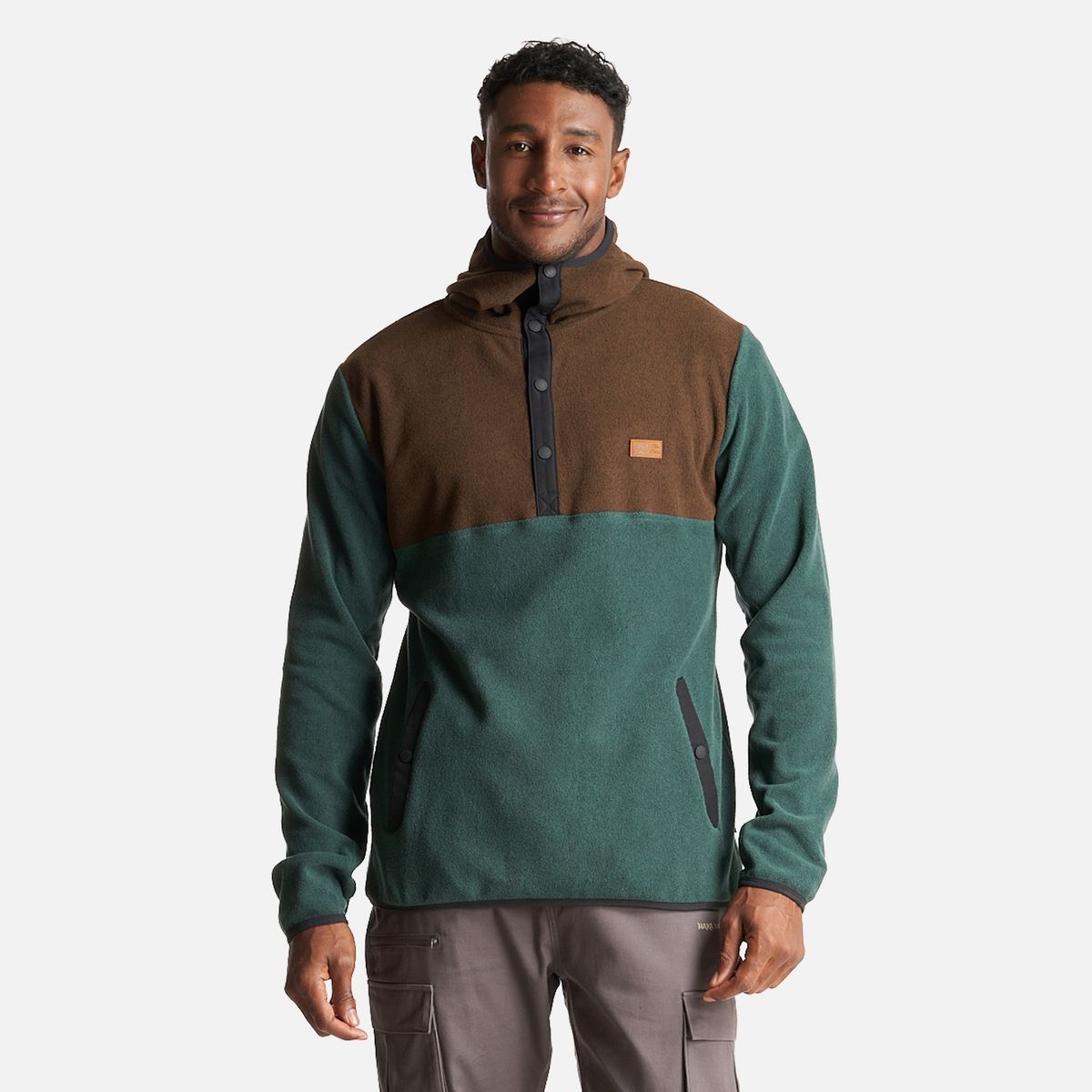 HAKA HONU - Poleron Hombre Tokerau Hoodie Café/ Verde Bosque Haka Honu
