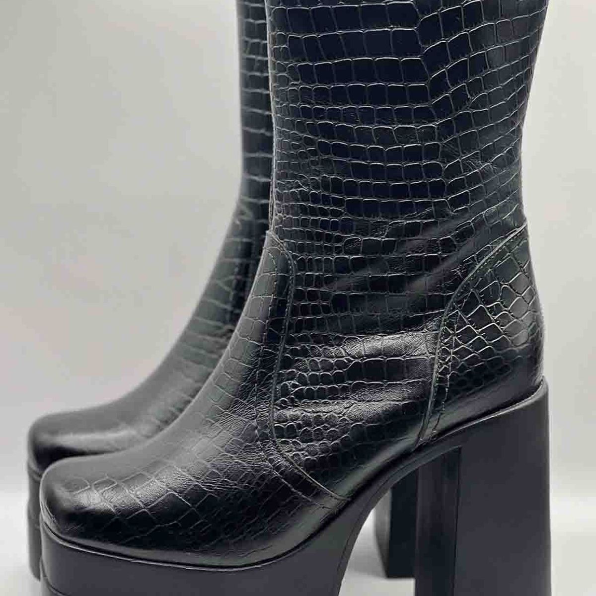 EXOTICA - Bota Toty Negra Exotica