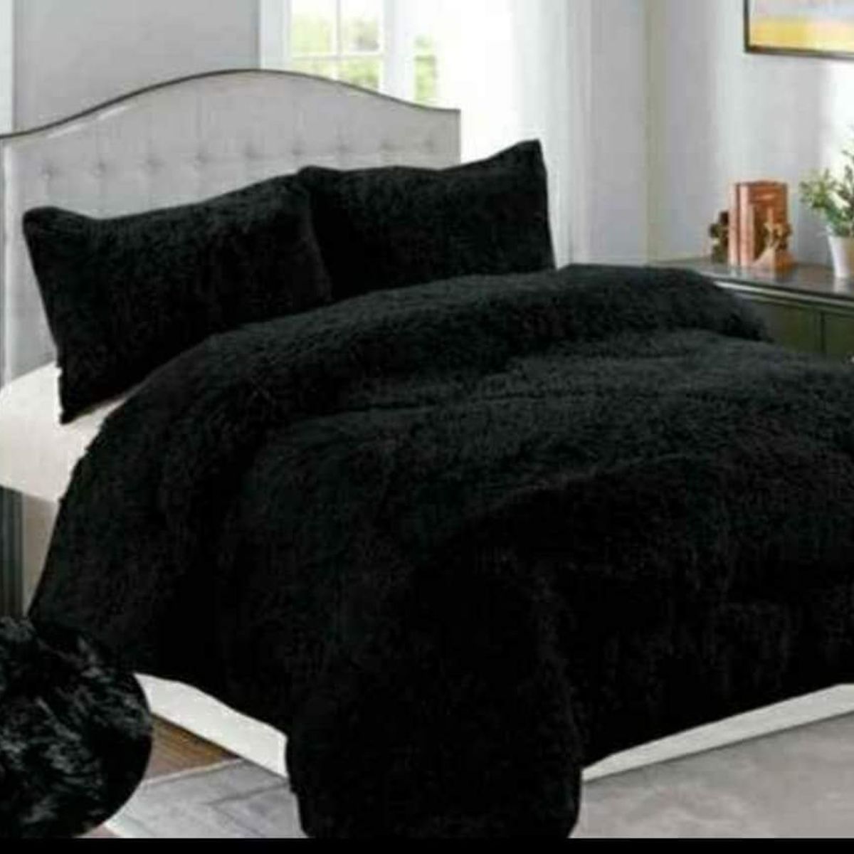 GENERICO - Plumon Cobertor de invierno peludo con chiporro 1,5 plaza - Negro