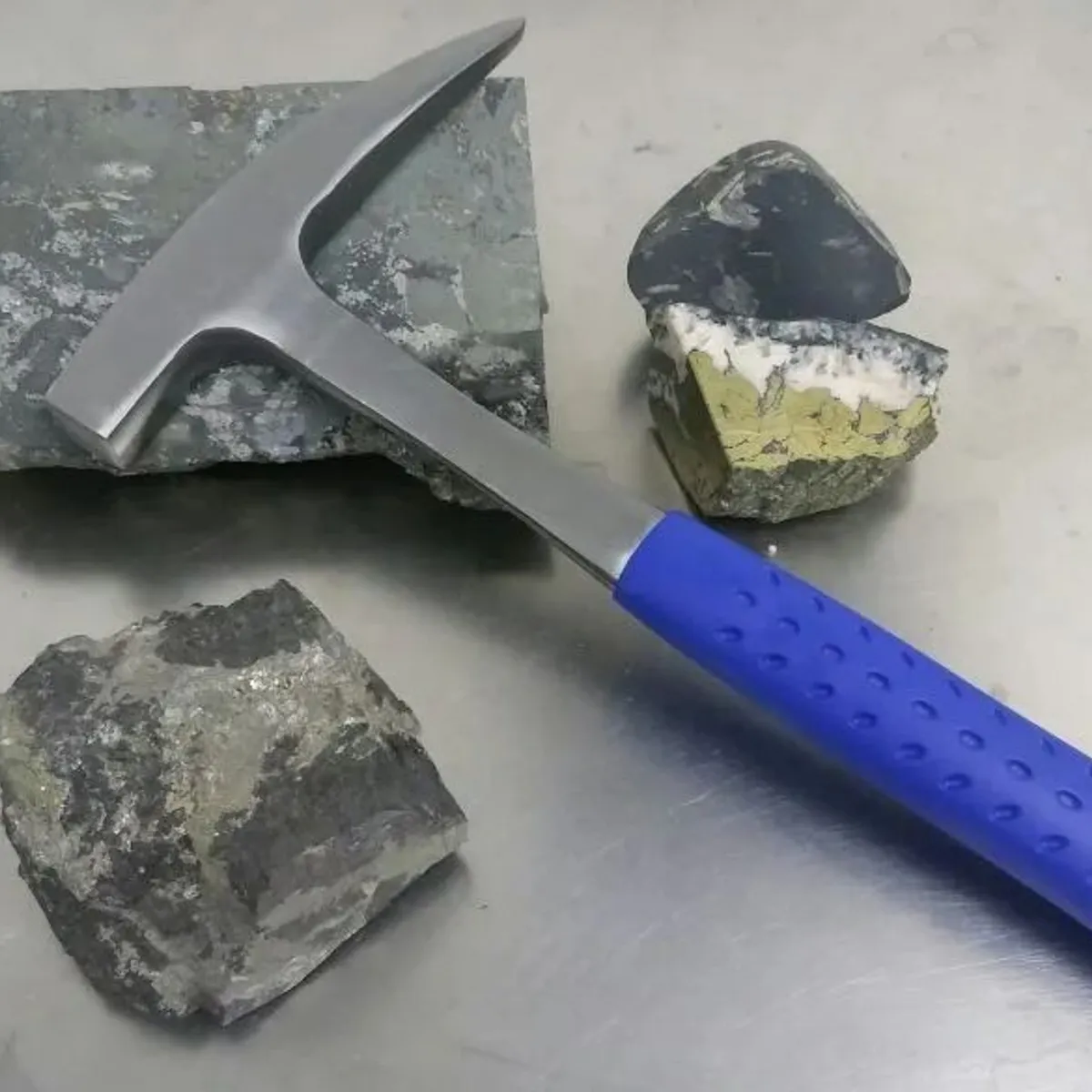 KUANGYE - Martillo Piedra - Martillo Geológico 22oz