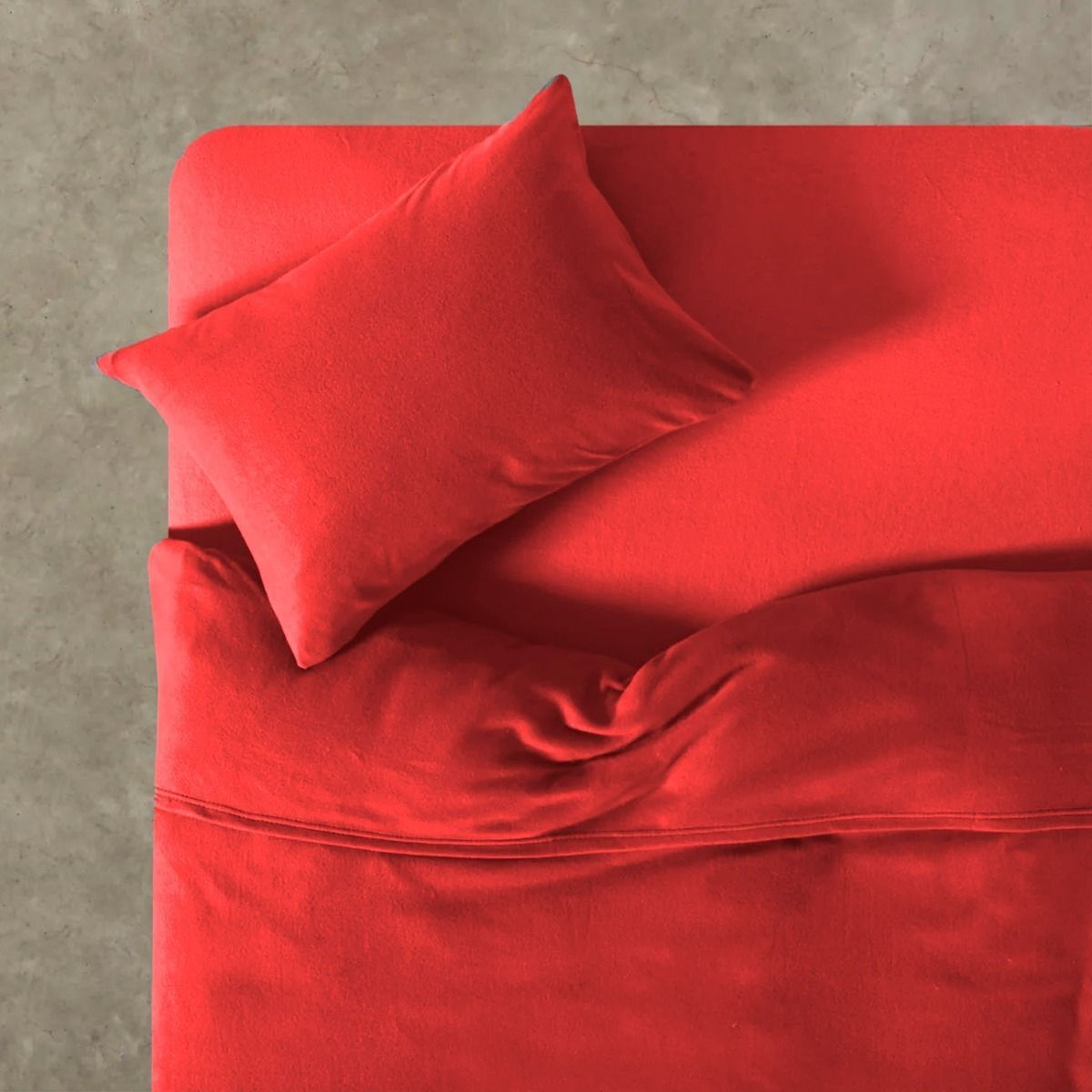 GENERICO - Juego de Sabanas De Polar 2.0 (Queen) - Rojo - Otoño Invierno