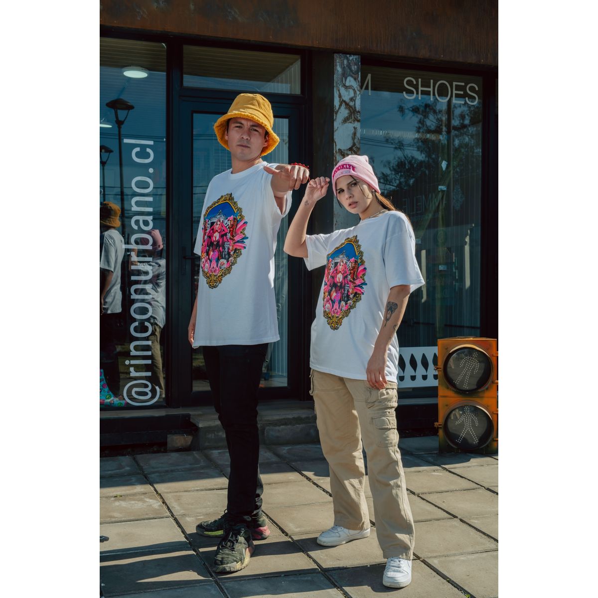 RINCON URBANO - Polera IVI QUEEN Serigrafia