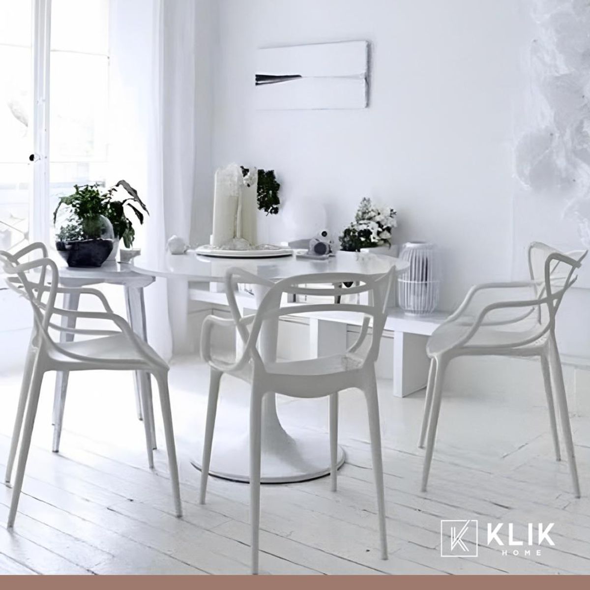 KLIK - Comedor Mesa Tulip Blanca 80cm - 4 Sillas Master blancas KLIK
