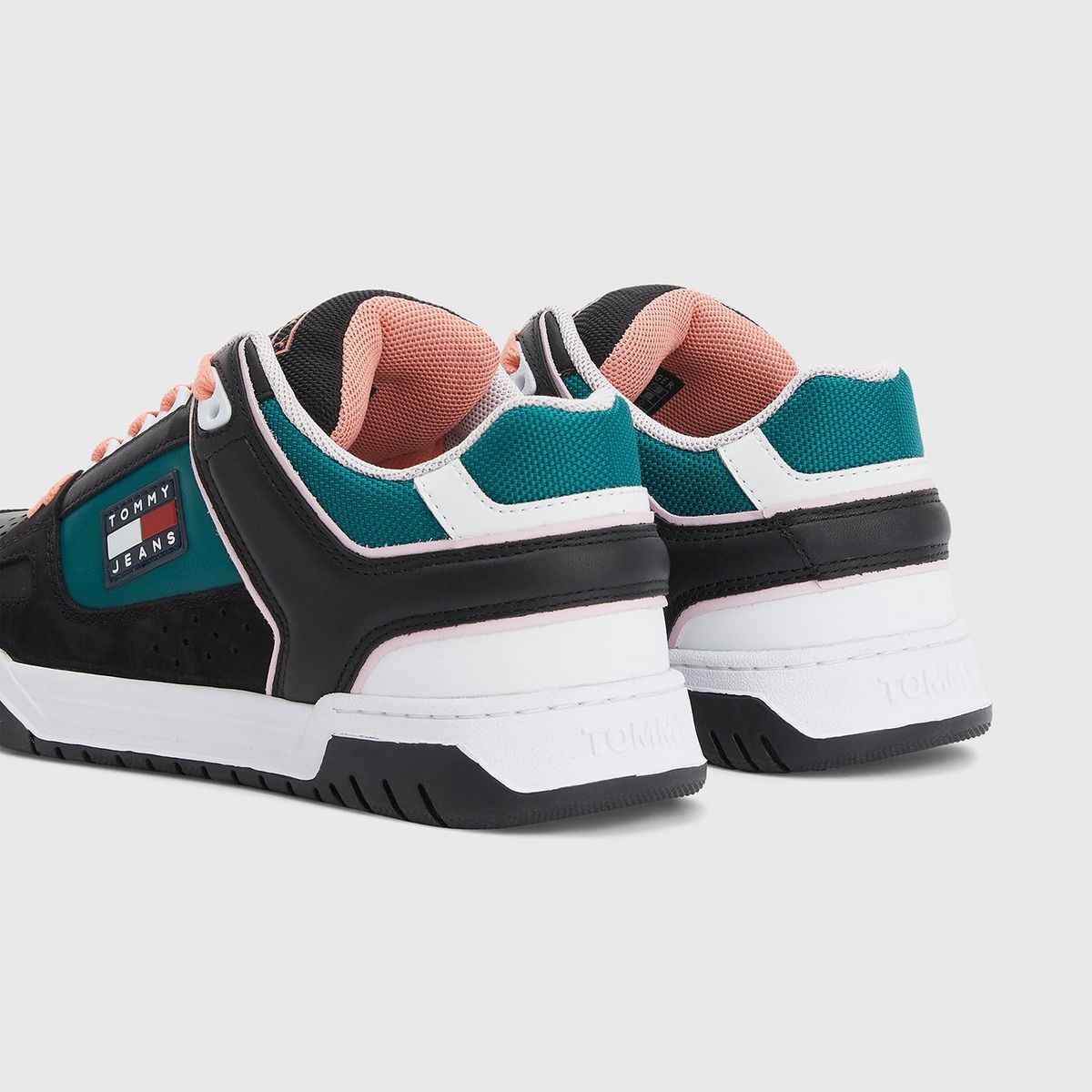 TOMMY HILFIGER - Zapatillas Estilo Skater Con Logo Negro Tommy Hilfiger