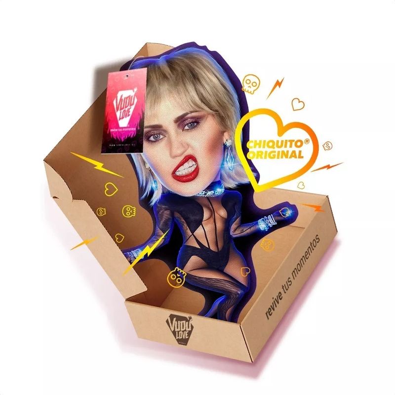 VUDU LOVE - Cojín Chiquito Miley Cyrus Chiquita 40cm Vudú Love
