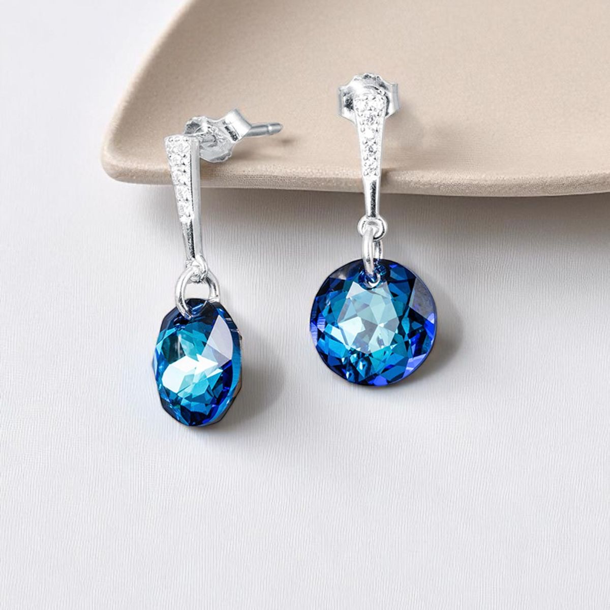 JOYAS MONTERO - Aros Gracia Plata 925 creado con cristales de Swarovski® Bermuda Blue