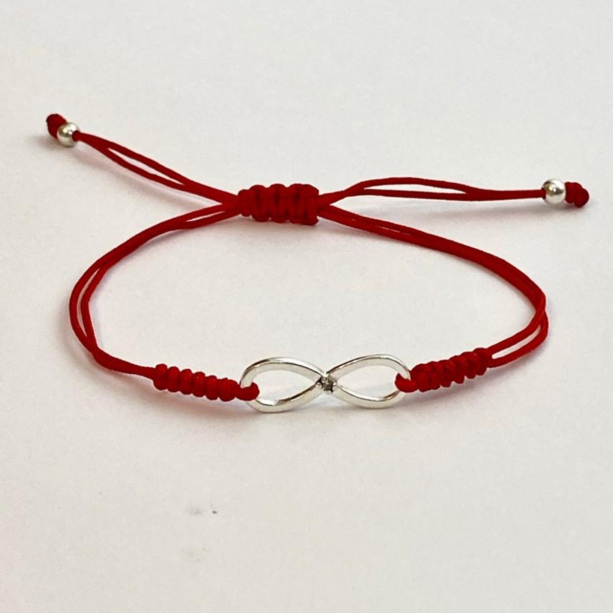 RE FRAN - Pulsera roja infinito zircón