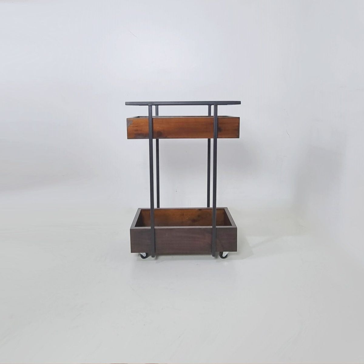 GENERICO - MInibar Milán base negra