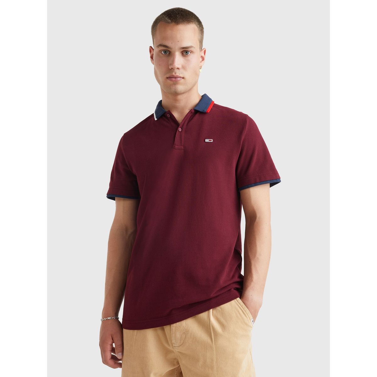 TOMMY HILFIGER - Polo Flag Logo Regular Fit Burdeos Tommy Jeans