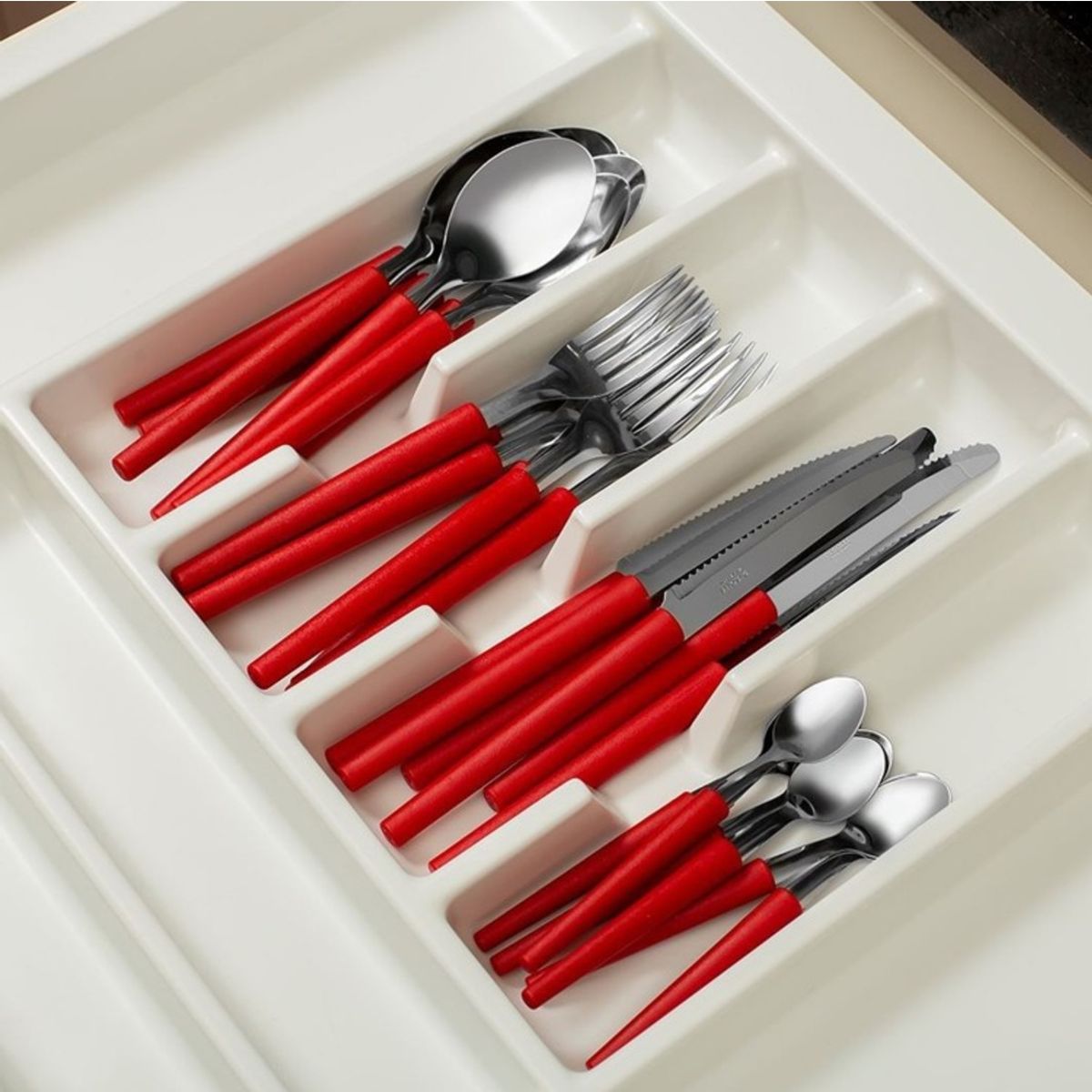 IMAHE - SET 24 CUBIERTOS ROJO CON RALLADOR IMAHE