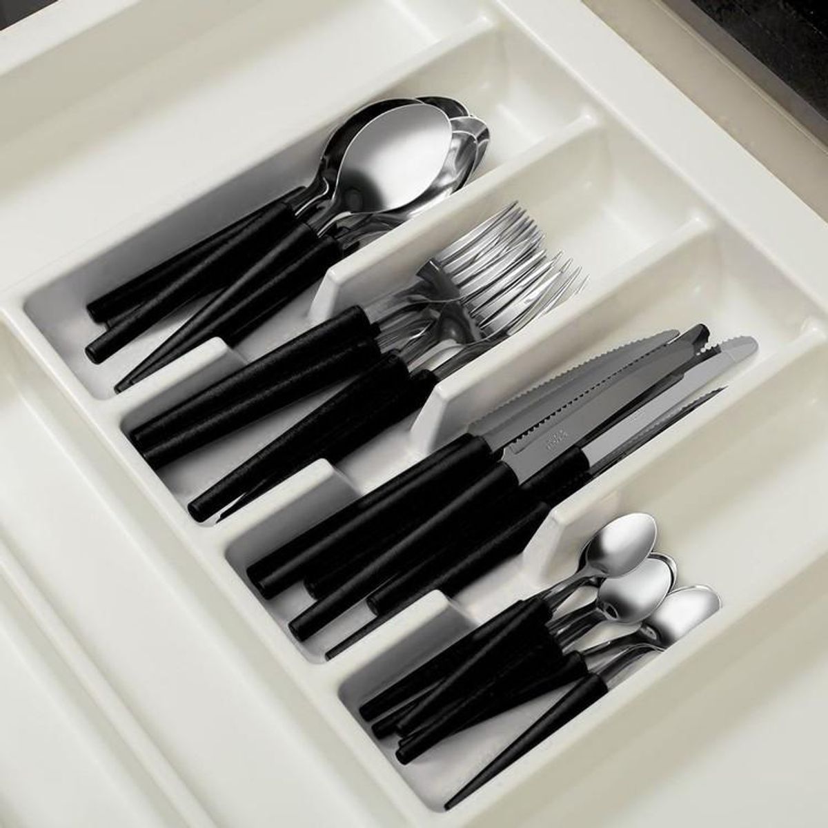 IMAHE - SET 24 CUBIERTOS NEGRO CON RALLADOR IMAHE