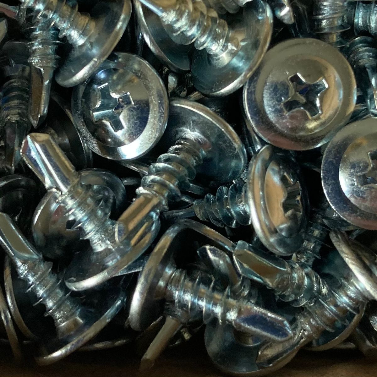 GENERICO - 1000 Tornillos Lenteja 8x1/2 Punta Broca