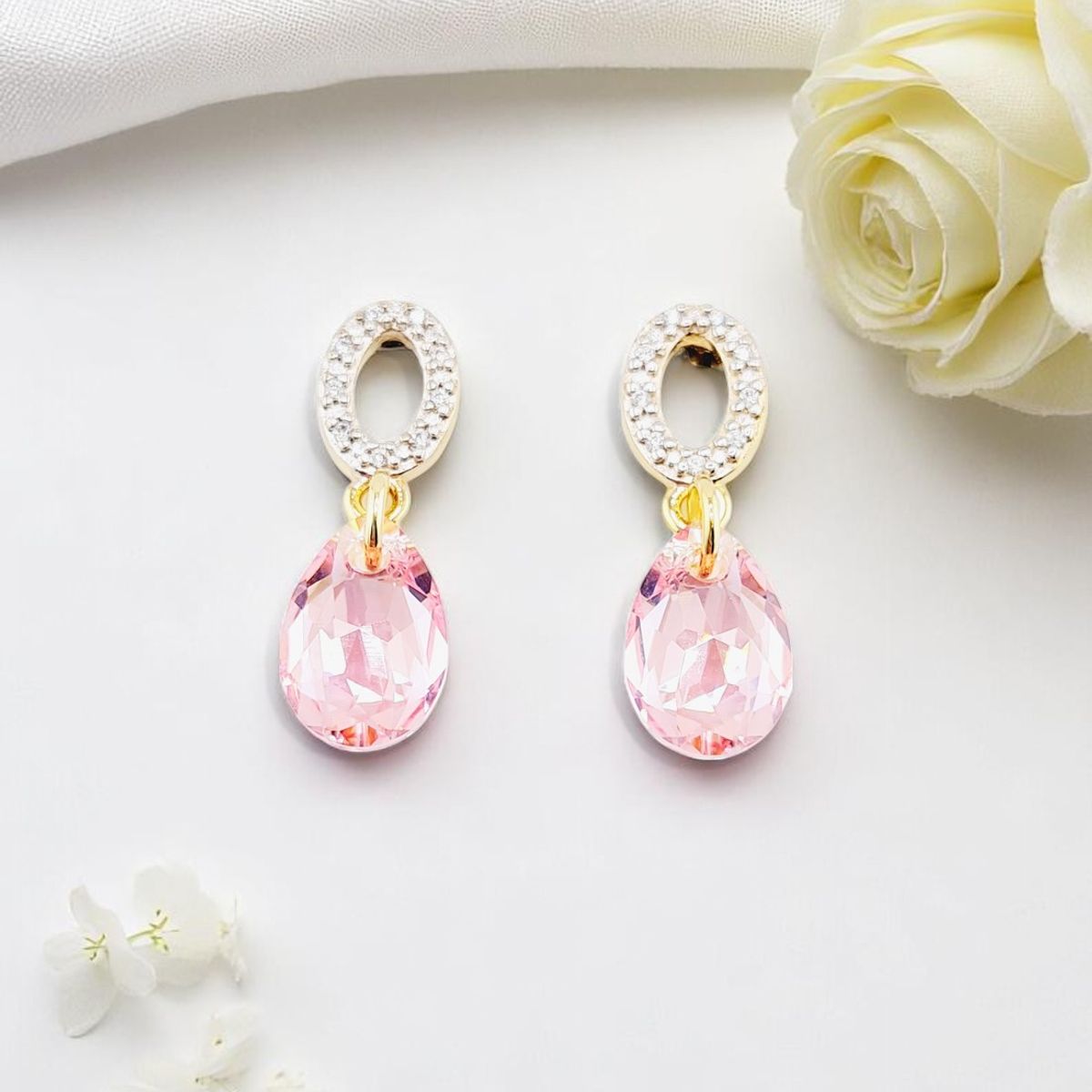 JOYAS MONTERO - Aros Gota de Luz Gold 24K  creado con cristales de Swarovski® Light Rose