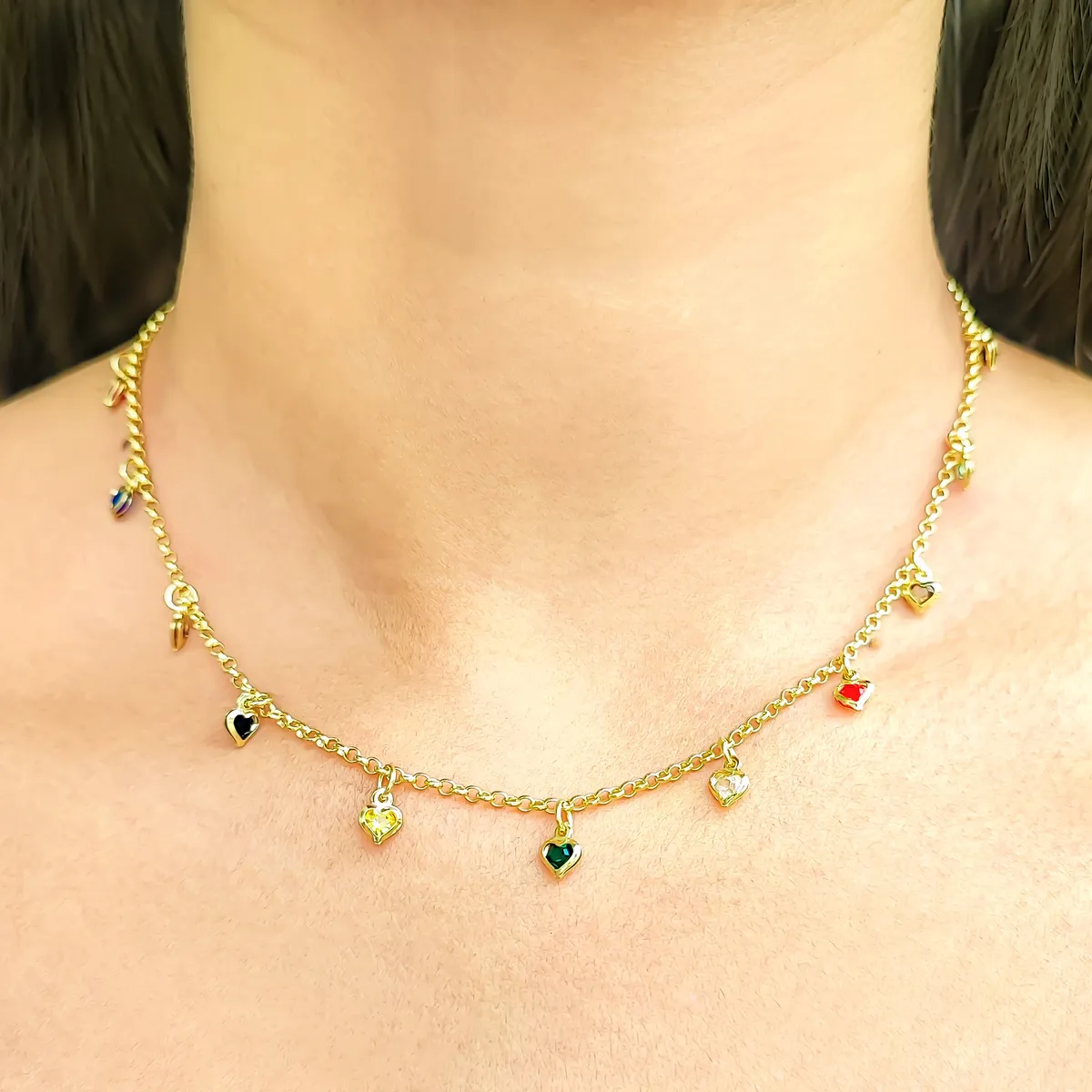 COGGIOLA - Collar Corazones Colores Enchapado Oro 18K