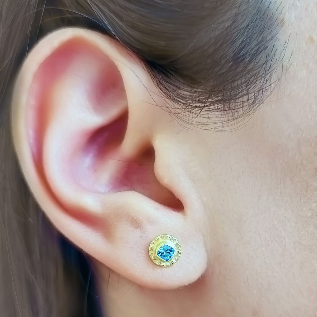 COGGIOLA - Aros Abridores Niña Circón 7mm Laminado Oro 18K