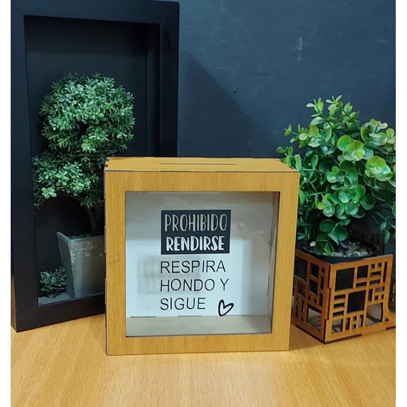 GENERICO - Alcancía De Madera 19x19x9cm Prohibido