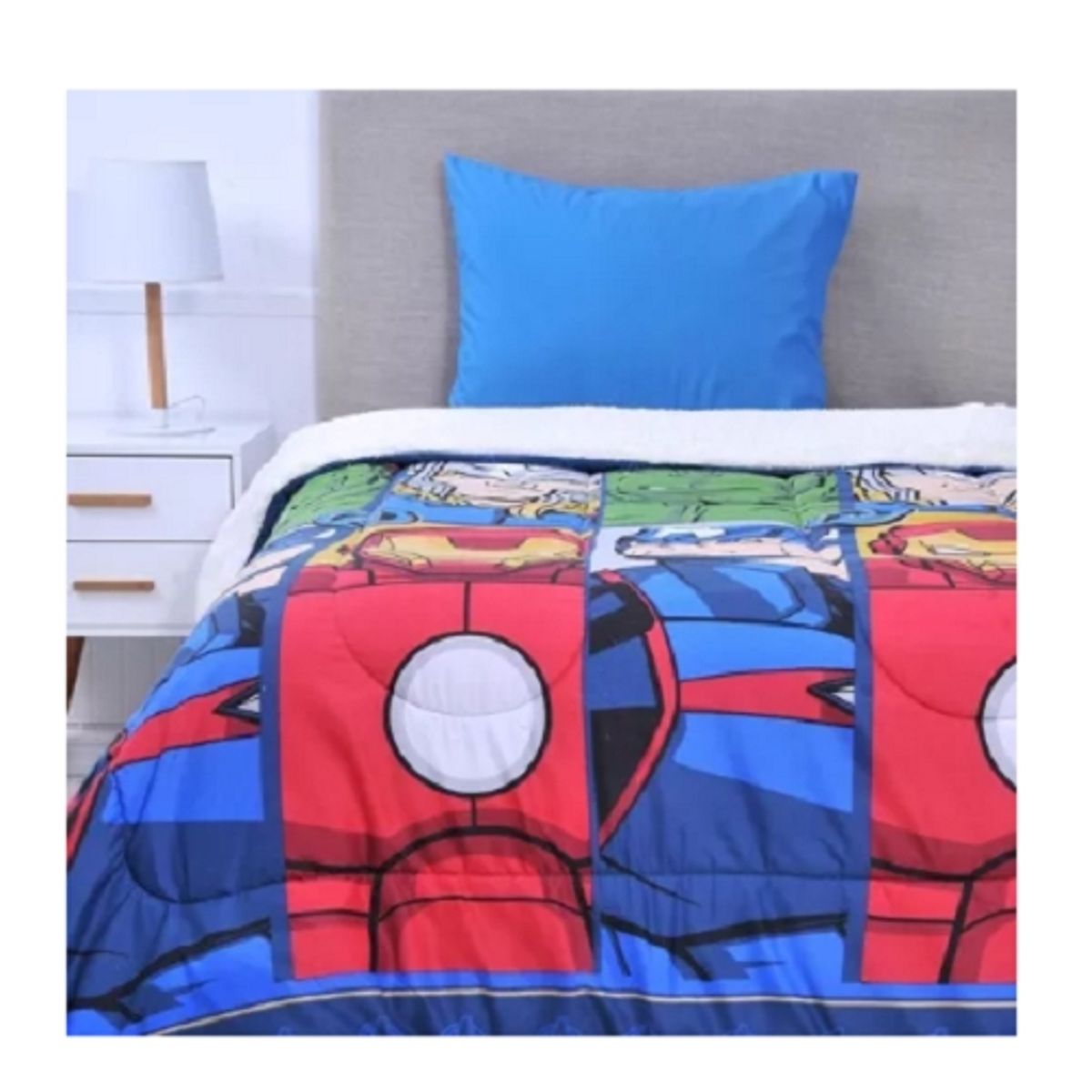 GENERICO - Plumon Sherpa Vengadores Avengers Jp Ideas