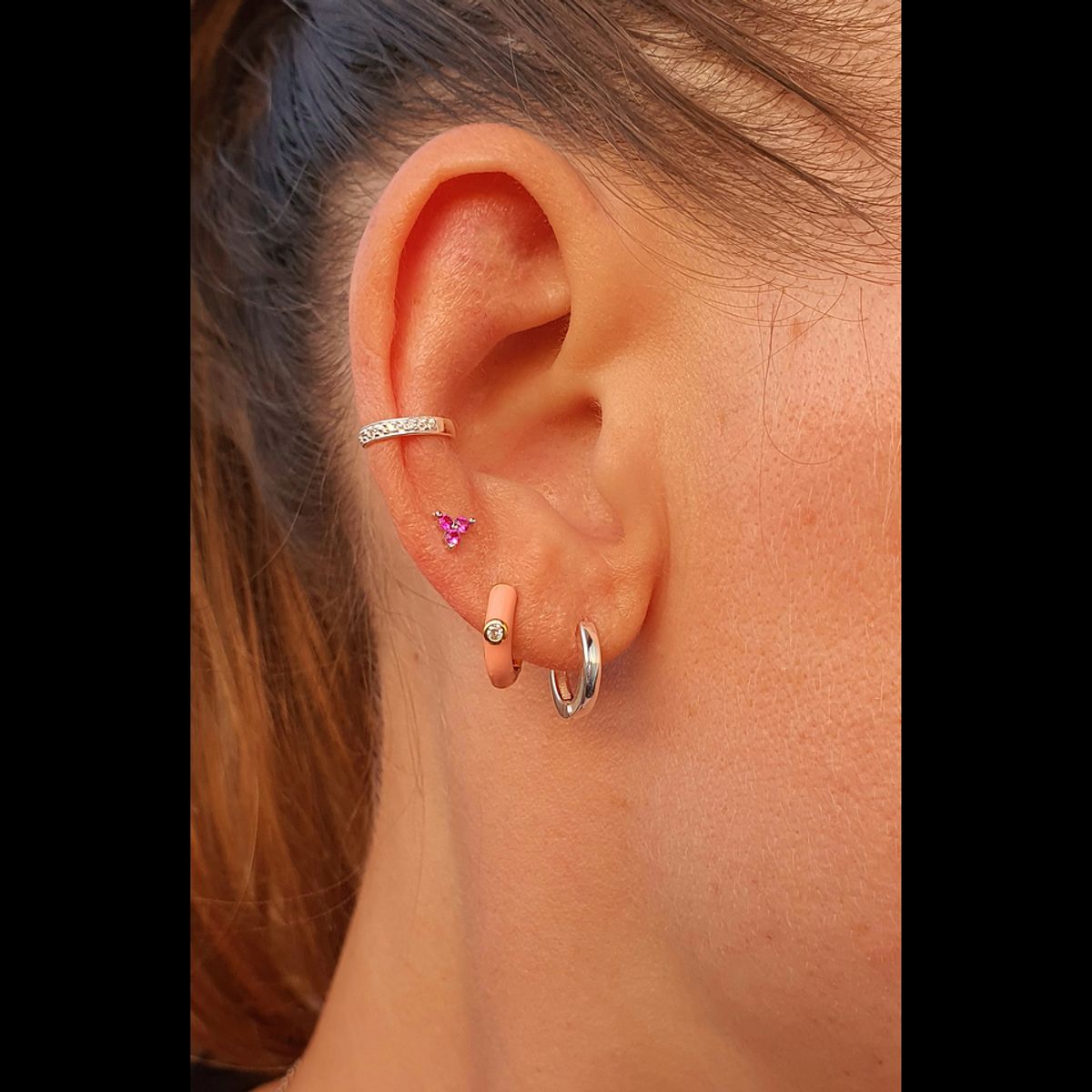 GENERICO - Aros mujer plata Triángulos fucsia