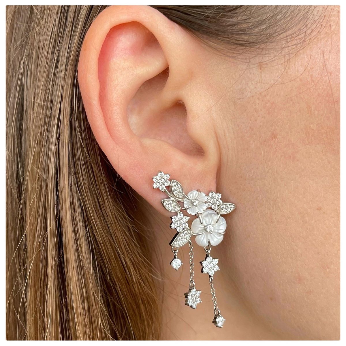 Aros de novia para complementar el tocado