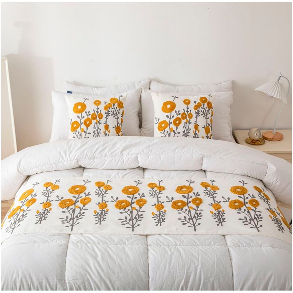 GENERICO - Piecera de Algodon con bordados 60*210 + 02 Fundas de cojin