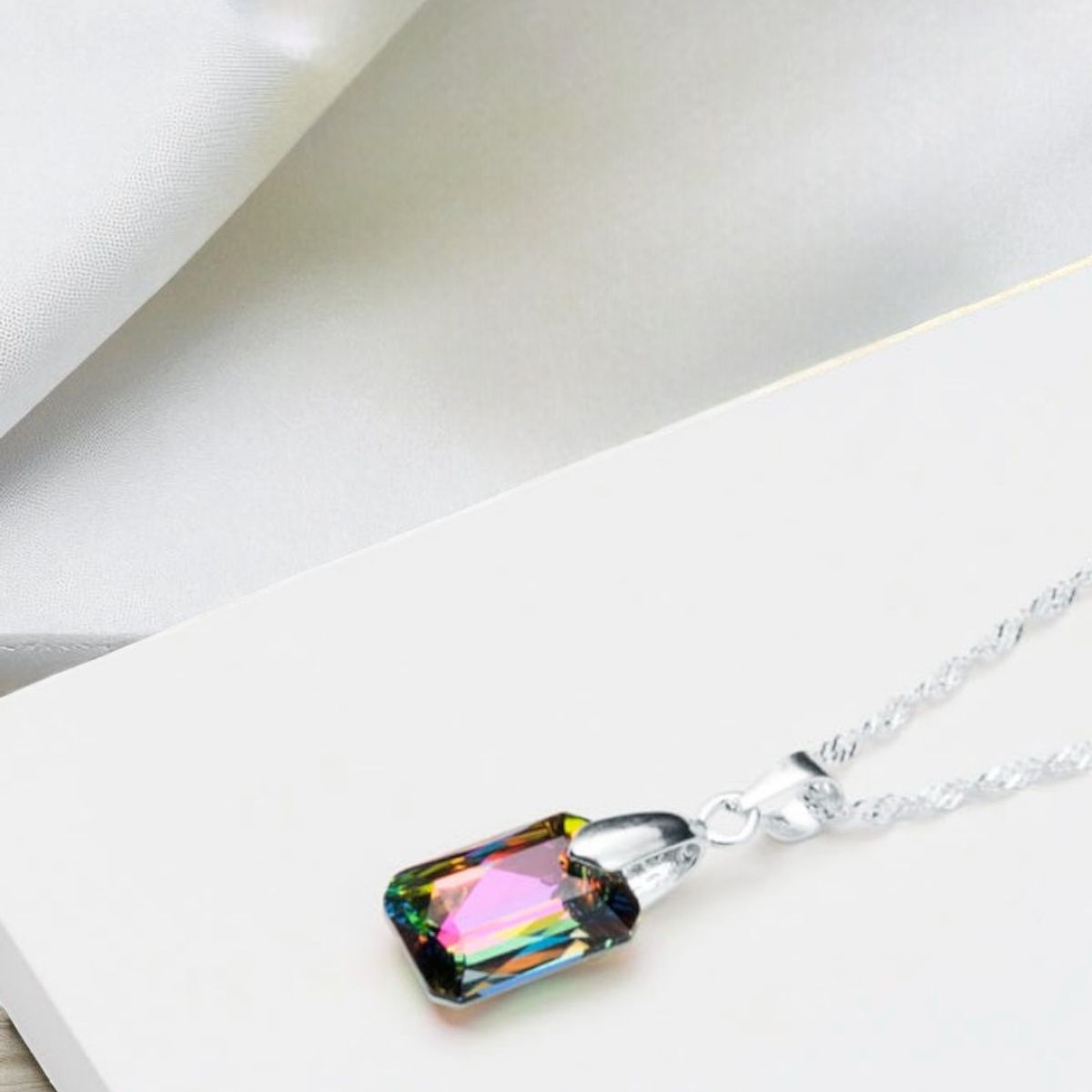 JOYAS MONTERO - Collar Estefania Plata 925 creado con cristales de Swarovski® Vitral Medium