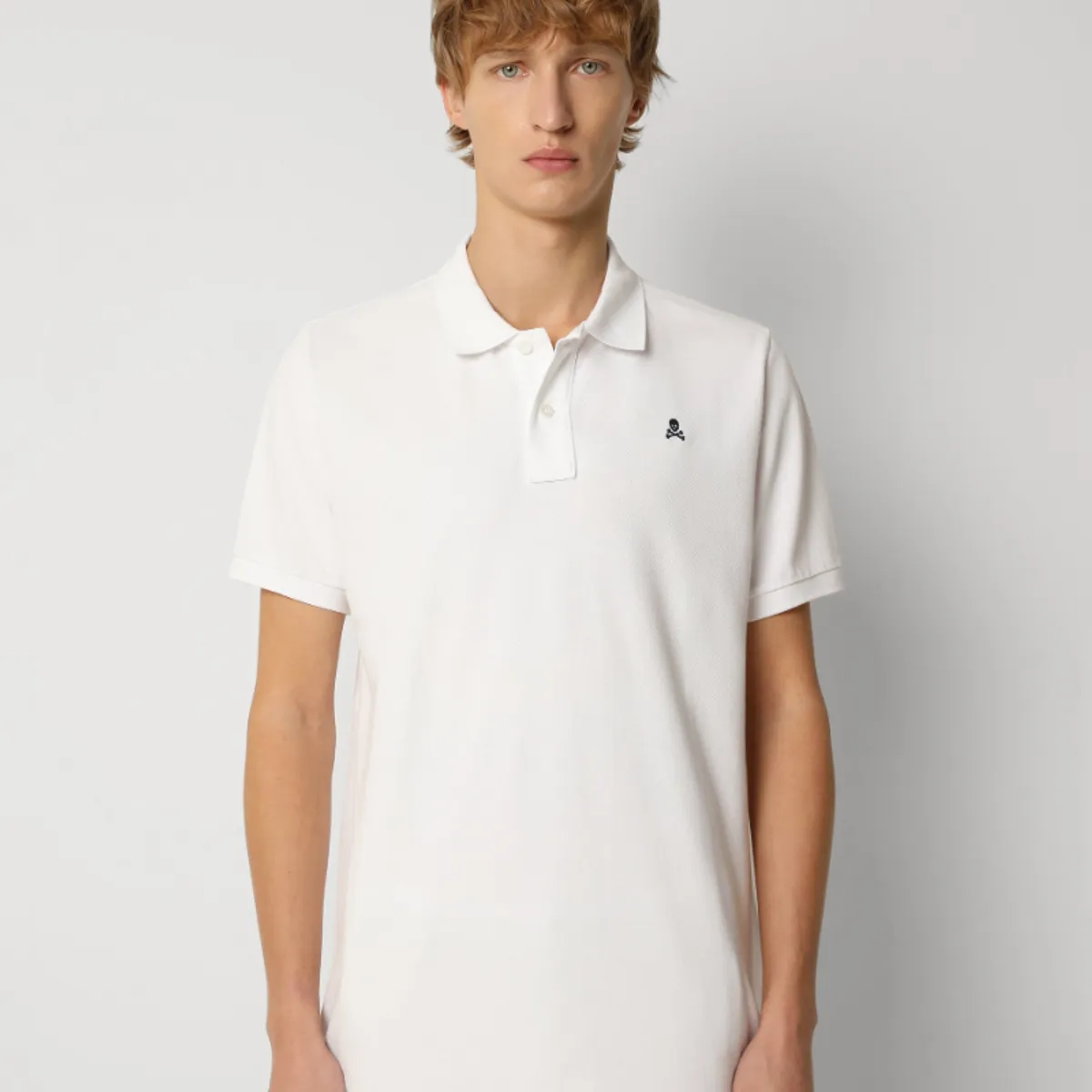 SCALPERS - Polo Básico Calavera Contraste White