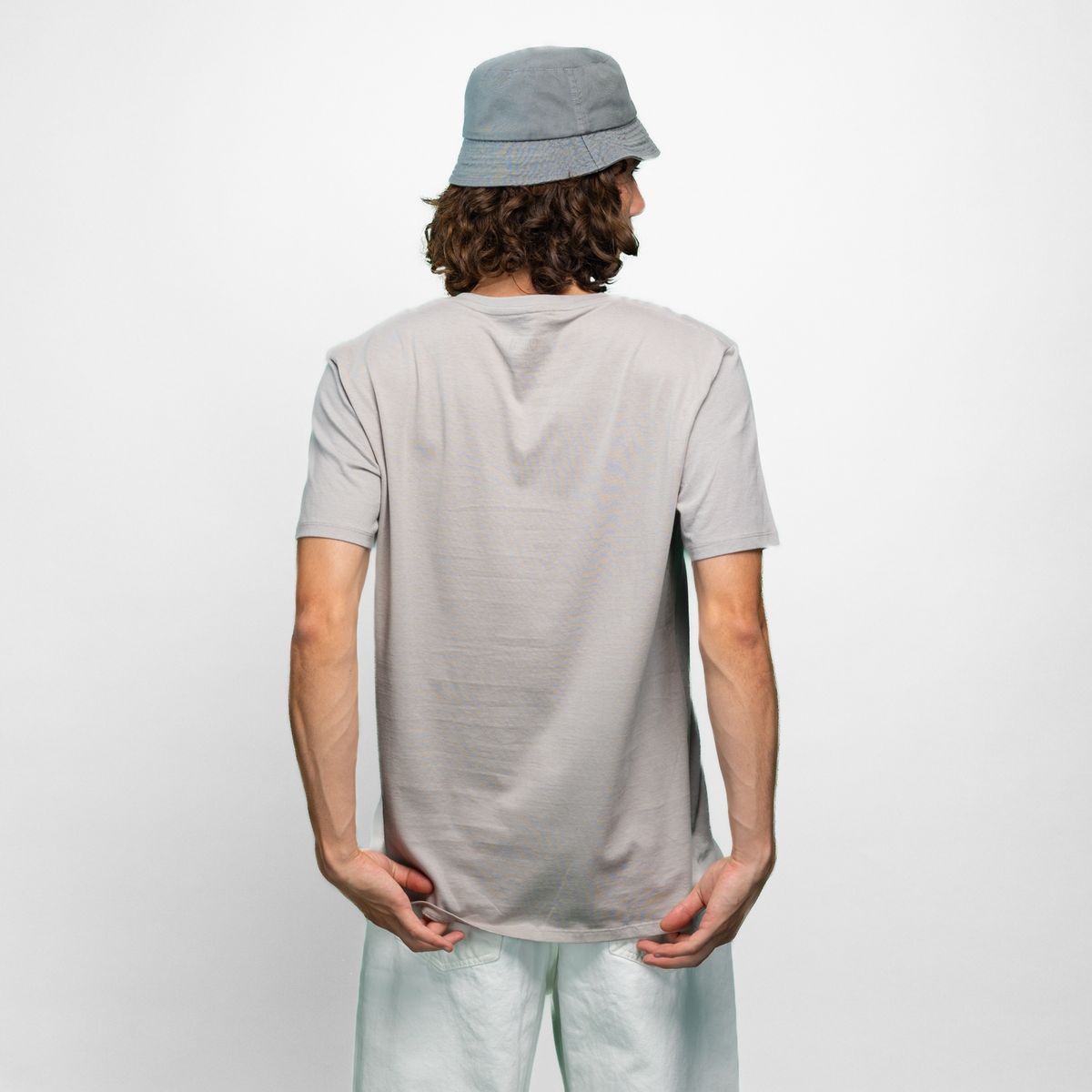 MARVEL - Polera Hombre YOU Marvel Dibujo Gris