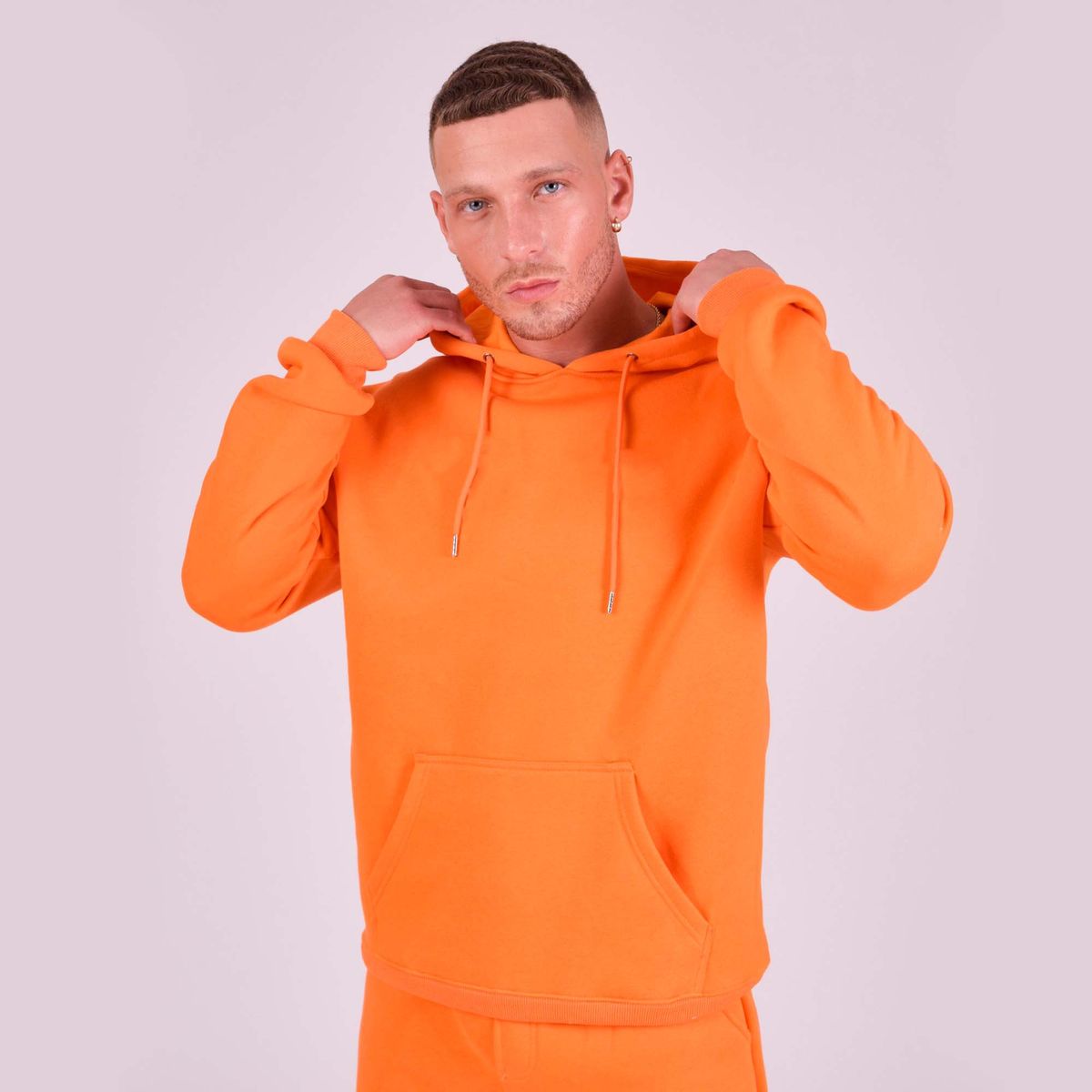 KUSSI COLLECTION - Poleron Canguro Proyect x Kussi Collection