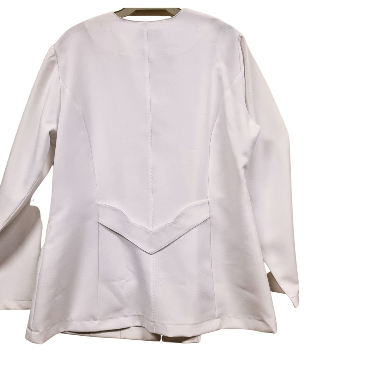 GENERICO - Chaquetilla Blanca con Diseños en Costura Para Mujer…