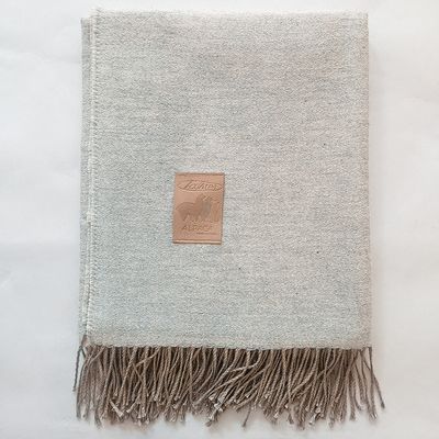 Imagen 2 del producto Manta Tejida Alpaca Gris Clara Home