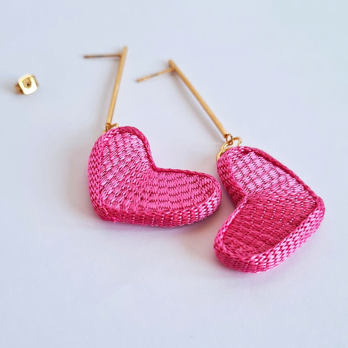 MALAIKA MARKET - AROS PENDIENTES MUJER CORAZON CHICO COLGANTE -VISCOSA ACERO QUIRÚRGICO