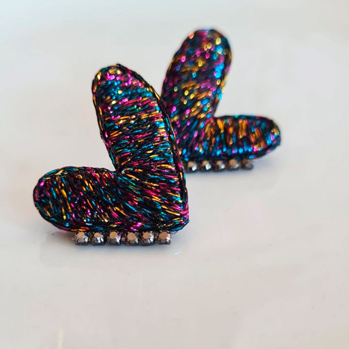 MALAIKA MARKET - AROS MUJER CORAZON CHICO MINI - VISCOSA CON ACERO QUIRÚRGICO