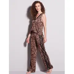 HOPE - PIJAMA LARGO DE RASO CON DETALLE DE ENCAJE ESTAMPADO ANIMAL PRINT