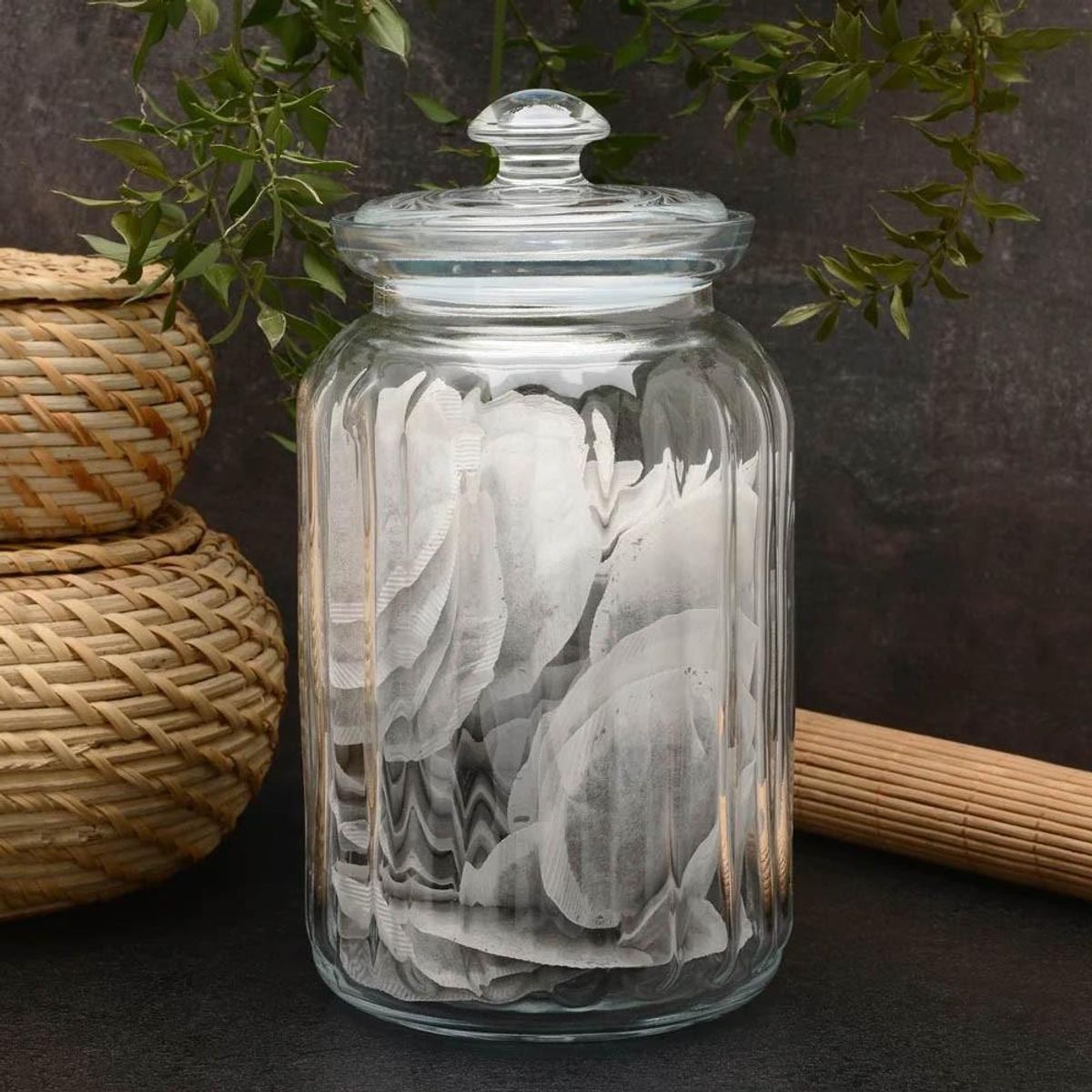 PASABAHCE - Jarro Con Tapa De Vidrio 1500 Cc IMAHE